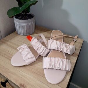 NWT Joe Fresh Sandals size 10